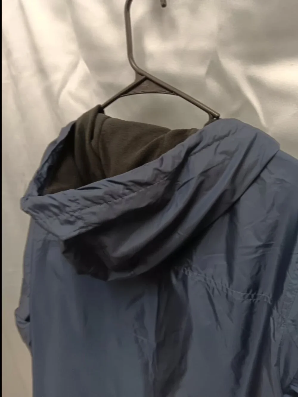 Mens Calvin Klein Navy Blue Hooded Windbreaker Jacket Size Medium NWT ORG $150